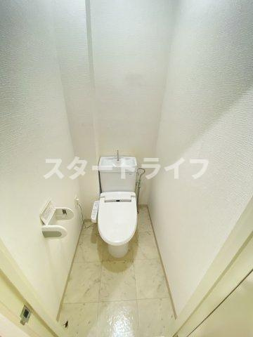 大阪市東淀川区下新庄４丁目の賃貸マンションのトイレ