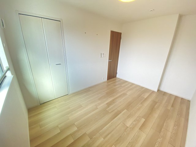 【洋室】 | サクラレジェンド　E | 同タイプの部屋となります