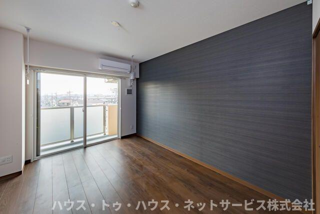 セナリオフォルム馬橋Ⅴの居間・リビング