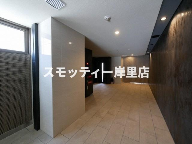エヌレジデンス新今宮のロビー|建物の内部です