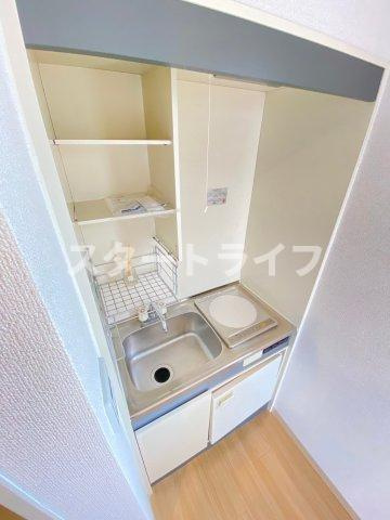 大阪市東淀川区淡路１丁目の賃貸マンションのキッチン