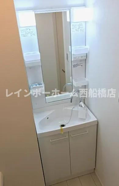 グリーム前原の洗面所