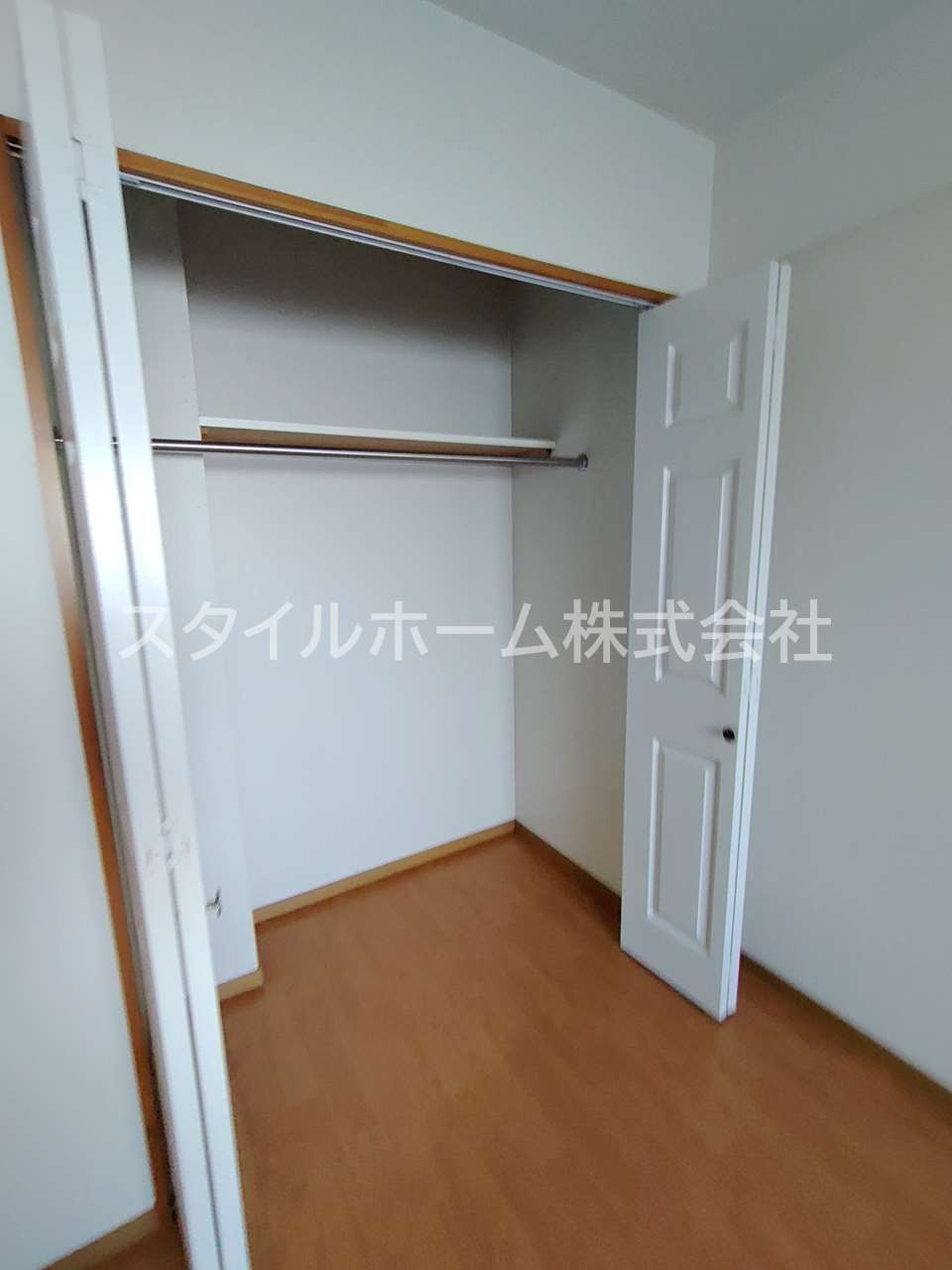 アトランティス川花の収納|同建物内別部屋の写真です。