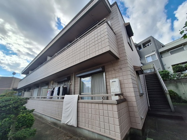 クレインヒルズの外観