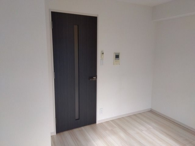 グランヴァン住吉駅前の洋室
