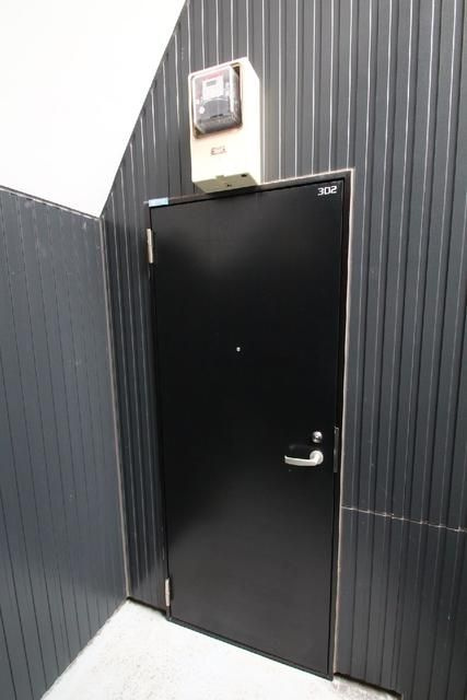 ヴィクトワール千住の玄関