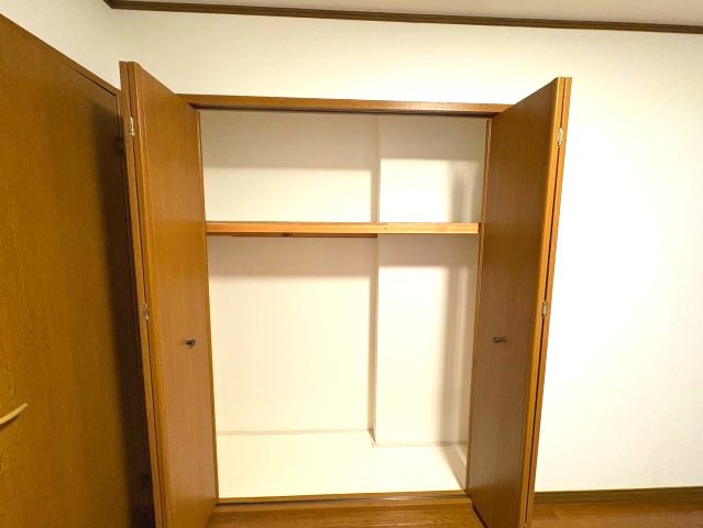 河内長野市小山田町の一戸建ての収納