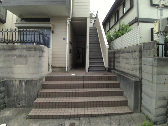 セントレジス王子公園のエントランス