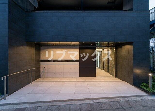 【エントランス】ガーラ・ステーション横浜三ツ沢 