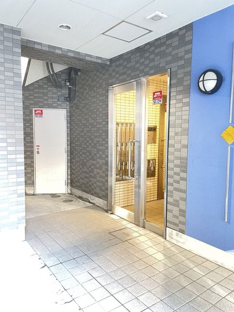 マモール川崎Ⅱのエントランス