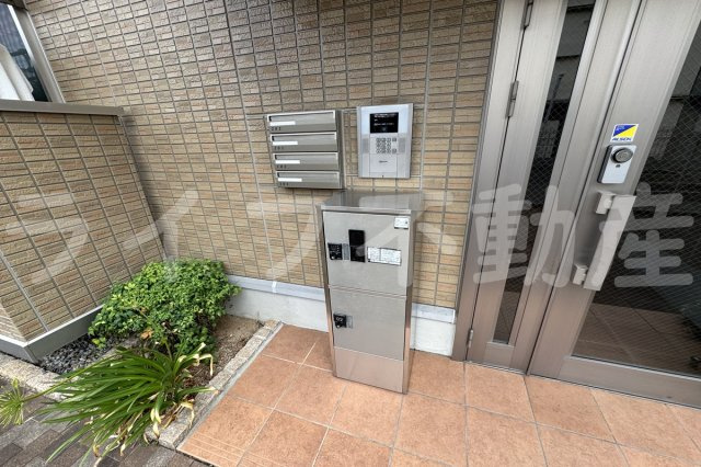 コンフォートガーデンのエントランス|建物の内部です