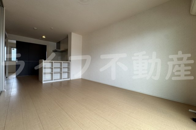 コンフォートガーデンの洋室|落ち着いた色調の洋室です