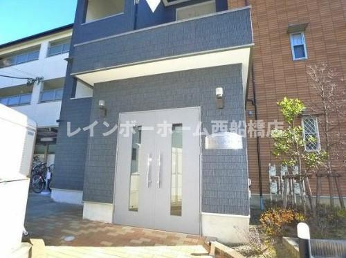 エクセレント　ティアラのエントランス