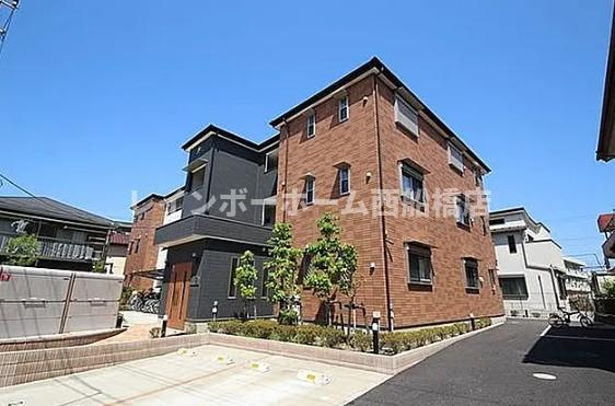 エクセレント　ティアラの外観