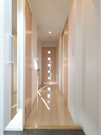【玄関】 | La Plage Shonan