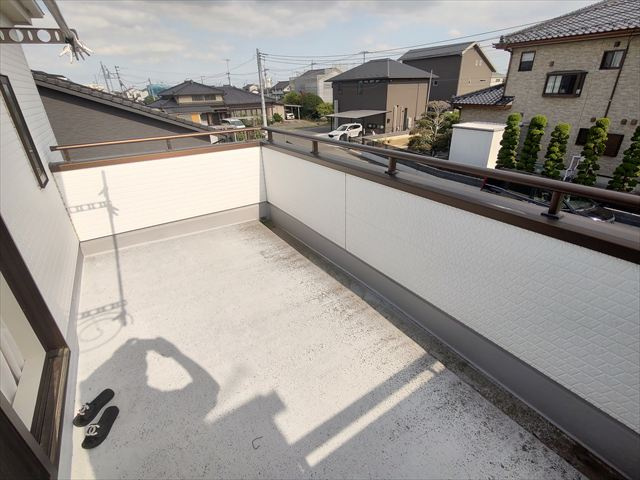【バルコニー】 | 鴻巣市北新宿 | 風通しの良いバルコニーです