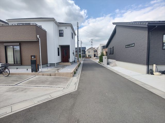 【前面道路含む現地写真】 | 鴻巣市北新宿 | 閑静な住宅地です