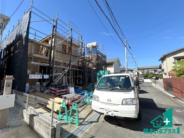 ●31(土)1(日)3(祝)現地説明会！　橿原市新口町　第1期　新築一戸建ての前面道路含む現地写真|駅やスーパー、小学校・中学校等日常生活に欠かせない情報や道のりもご紹介いたしますのでお気軽にご相談ください。