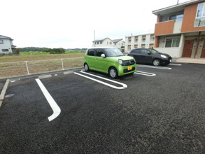 【駐車場】