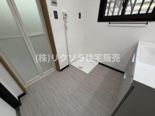 田原台5丁目　中古一戸建ての脱衣所|■物件内覧・資金計画相談・住宅ローン相談、リフォーム相談、お問合せ受付中■
※当日・翌日のご内覧、ご相談はお電話でのお問合せがスムーズです！