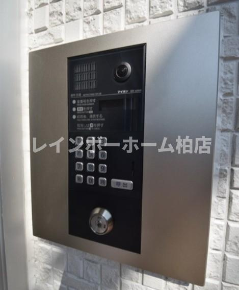 特典：仲介手数料が無料です!!のセキュリティ|オートロックです