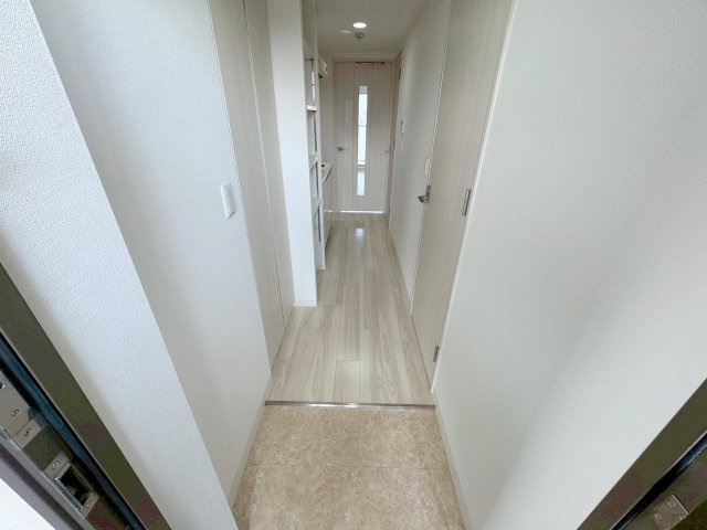 シャルマンパレ淡路の玄関
