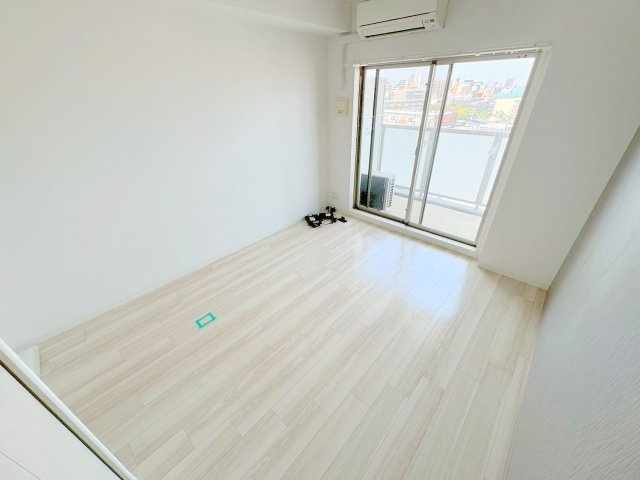 シャルマンパレ淡路の居間・リビング