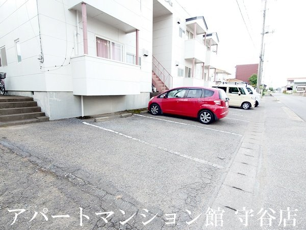 ハイツmt.つくばの駐車場