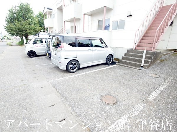 ハイツmt.つくばの駐車場