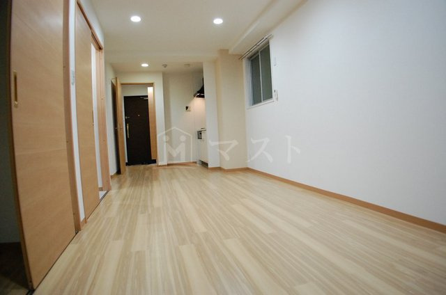 ZERO ONE谷町の居間・リビング|※建物内、別間取り参考写真