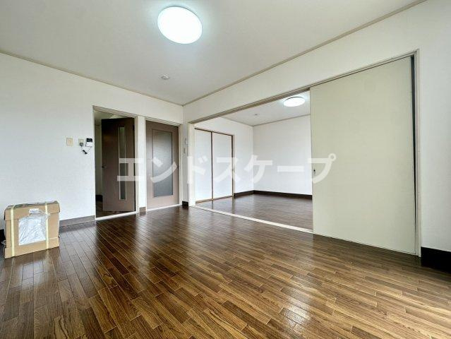 あさひレジデンス高崎上小鳥の洋室|高崎、前橋のお部屋探しはエンドスケープまで！お客様の理想お聞かせ下さい♪