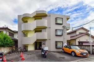 レモンハイムの駐車場