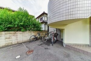 レモンハイムの駐車場