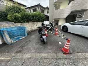 レモンハイムの駐車場