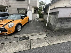レモンハイムの駐車場