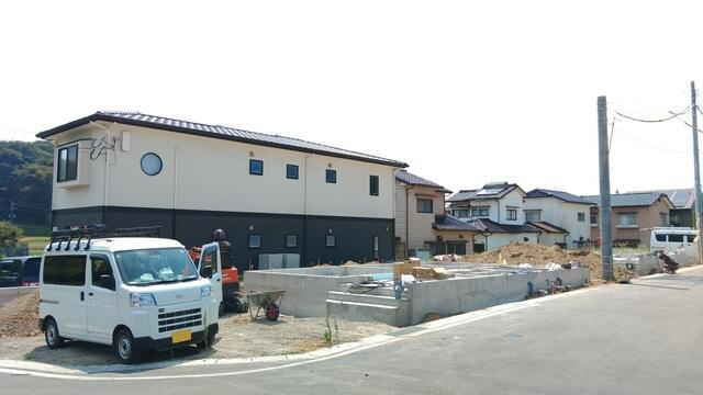福津市畦町の新築一戸建の前面道路含む現地写真