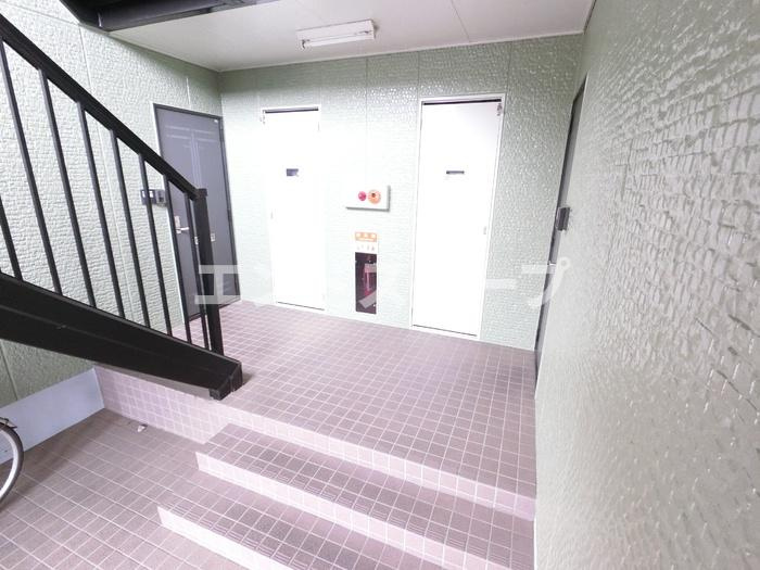 ルビナス　Ⅲのロビー|高崎、前橋、伊勢崎エリアのお部屋探しはエンドスケープまで！お客様の理想お聞かせ下さい♪