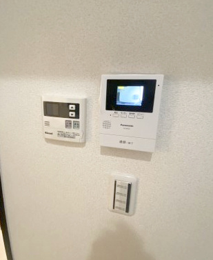 【セキュリティ】 | ロフトステージ壱番館 | 来訪者の確認が出来るモニター付インターホン