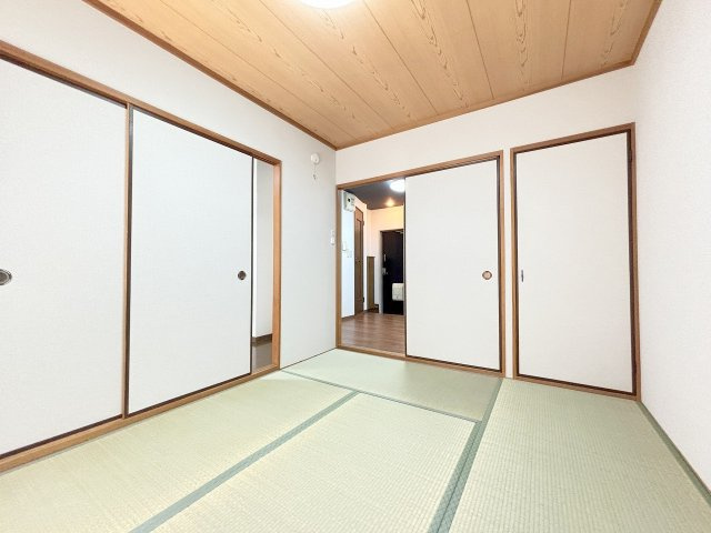 ダリヤハイツの和室