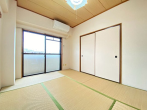 【寝室】