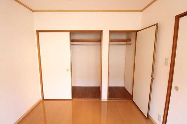 らぽーる梅園 ＡＢの収納|類似です