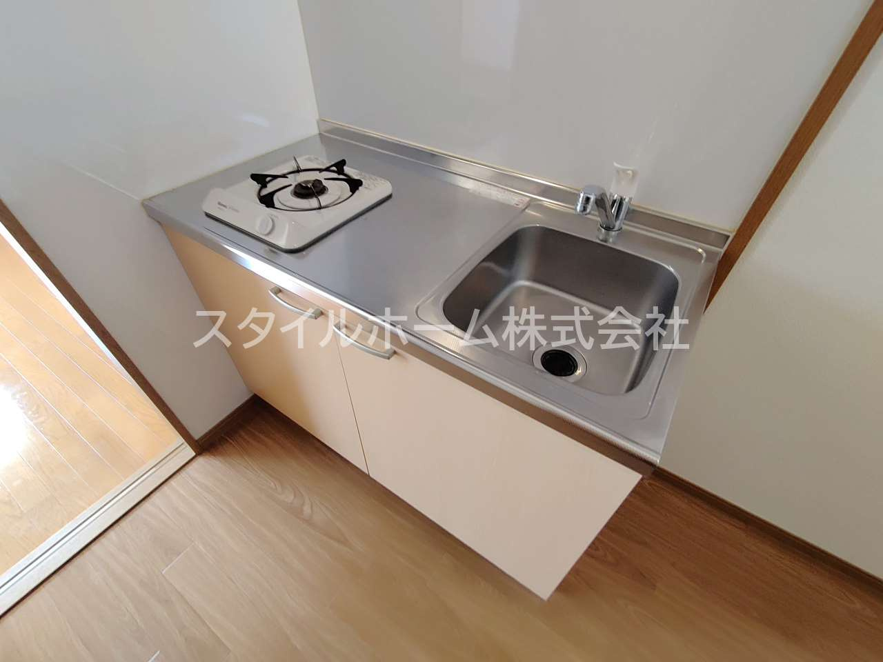 ラフォーレ新屋敷のキッチン|別部屋写真です。
