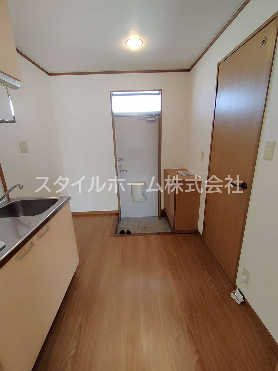 ラフォーレ新屋敷の内装|別部屋写真です。