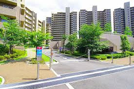 新千里桜が丘メゾンシティ六番館の周辺