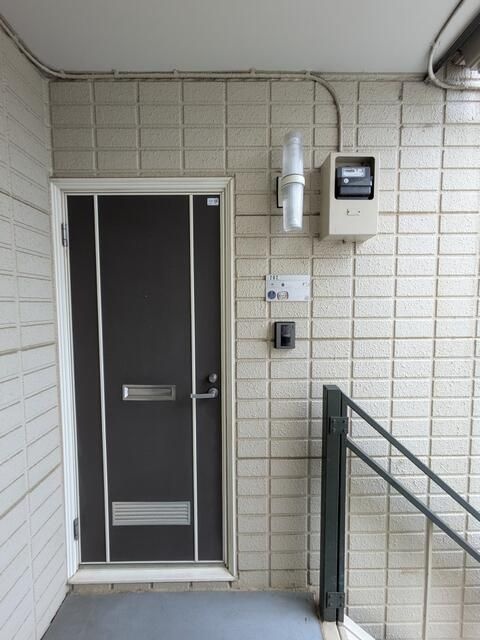 ゴールドクレストの玄関