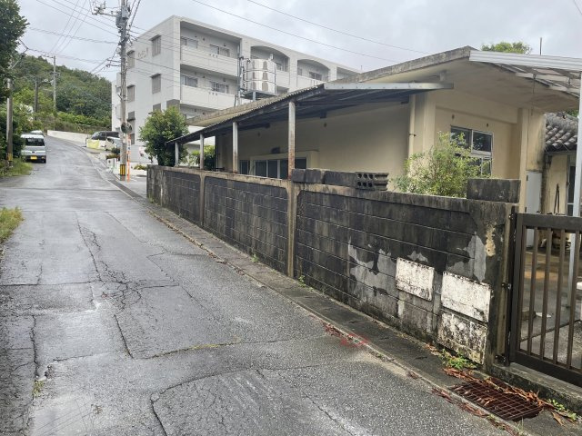 豊見城市字座安土地（分筆後）の周辺