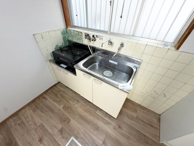 栗ケ丘町戸建のキッチン