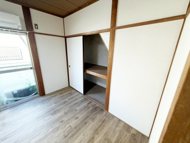 栗ケ丘町戸建の収納