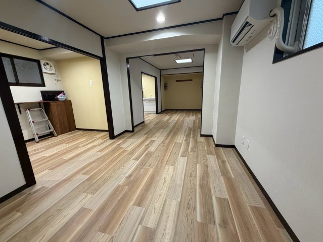 【居間・リビング】