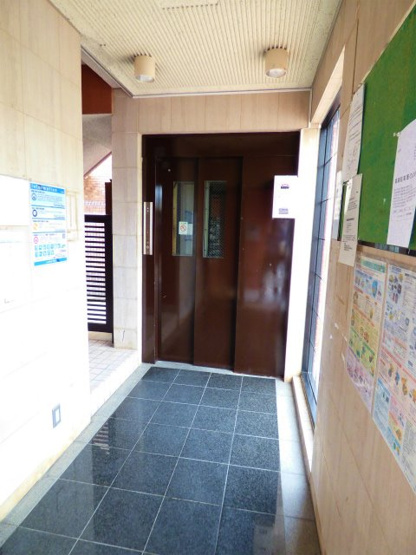 【エントランス】